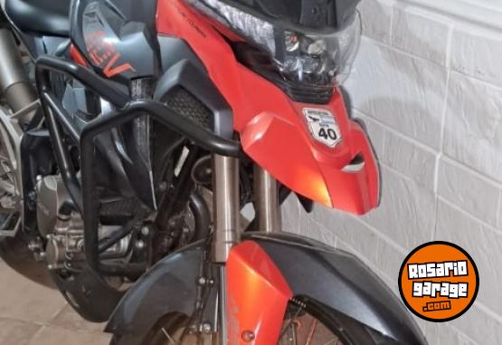 Motos - Zontes T310 2023 Nafta 2000Km - En Venta