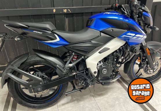 Motos - Bajaj Rouser ns 200 wave 2023 Nafta 11000Km - En Venta
