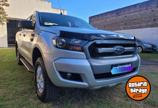 Camionetas - Ford Ranger XLS 3.2 2017 Diesel 200000Km - En Venta