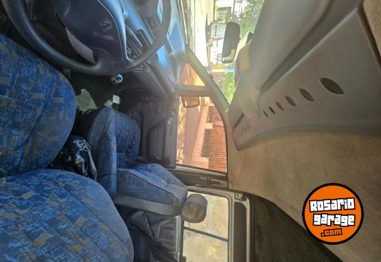 Utilitarios - Peugeot Expert 2001 Diesel 111111Km - En Venta