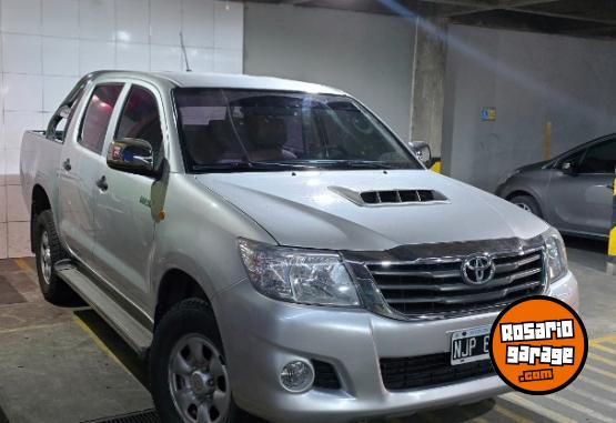 Camionetas - Toyota Hilux 2014 Diesel 73000Km - En Venta