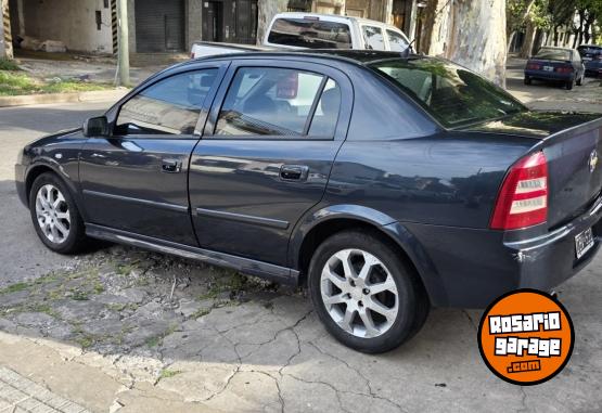 Autos - Chevrolet Astra 2010 GNC 190000Km - En Venta