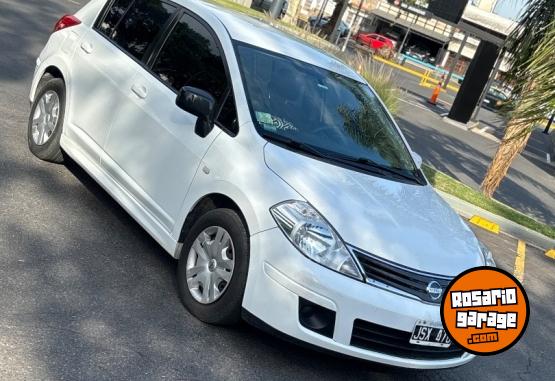 Autos - Nissan Tiida 2011 Nafta 130000Km - En Venta