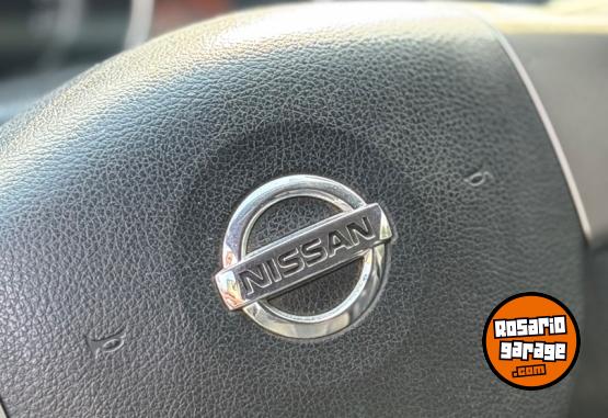 Autos - Nissan Tiida 2011 Nafta 130000Km - En Venta