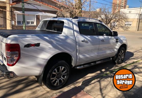 Camionetas - Ford Limited 3.2 AT 4x4 2021 Diesel 72000Km - En Venta