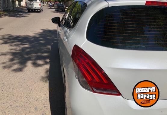 Autos - Peugeot Allure HDI Nav 2018 Diesel 146000Km - En Venta