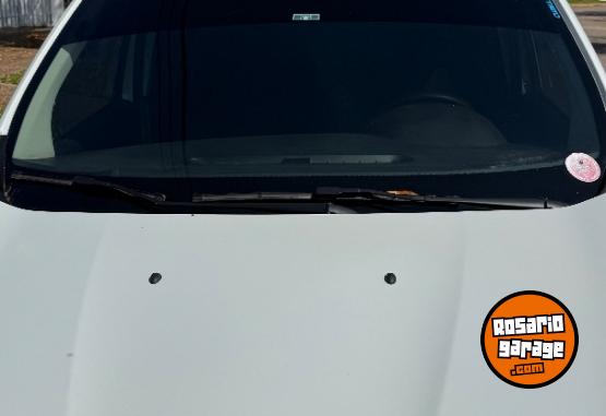 Utilitarios - Renault Kangoo 2022 Diesel 117000Km - En Venta