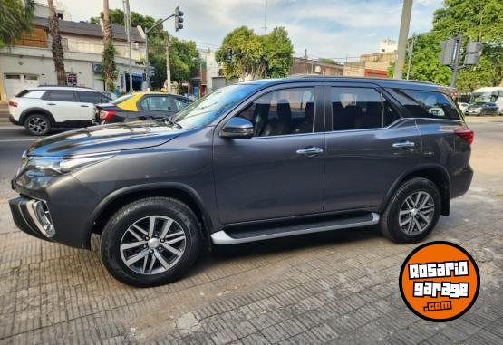 Camionetas - Toyota SW4 2.8 Srx 2020 Diesel  - En Venta