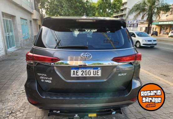 Camionetas - Toyota SW4 2.8 Srx 2020 Diesel  - En Venta