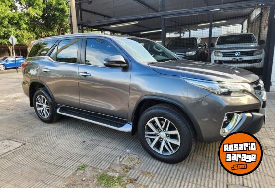 Camionetas - Toyota SW4 2.8 Srx 2020 Diesel  - En Venta