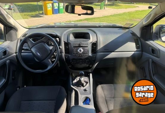 Camionetas - Ford Ranger 2017 Diesel 122Km - En Venta