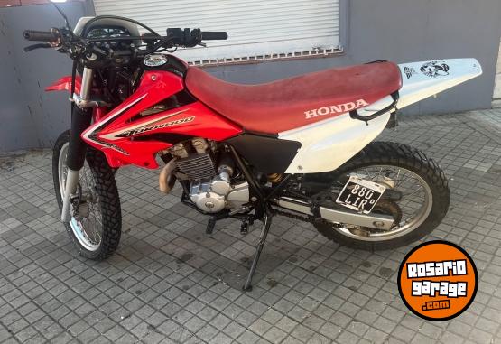 Motos - Honda 250 2015 Nafta 15000Km - En Venta