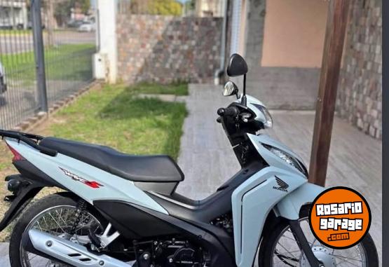 Motos - Honda wave 2024 Nafta 4700Km - En Venta