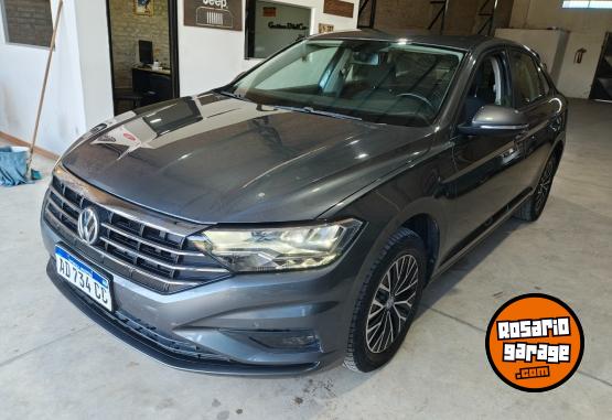 Autos - Volkswagen Vento 2019 Nafta 60000Km - En Venta