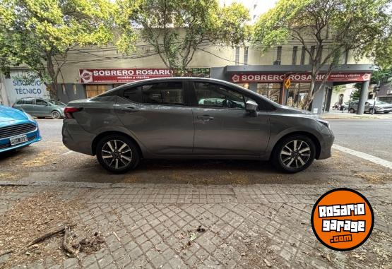 Autos - Nissan NEW VERSA Advance 2023 Nafta 30000Km - En Venta