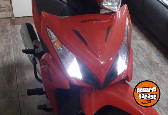 Autos - Honda Wave 110s 2023 Nafta 8900Km - En Venta