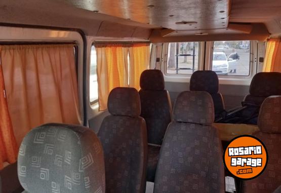 Utilitarios - Mercedes Benz Sprinter 2004 Diesel 423000Km - En Venta