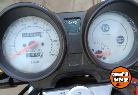 Motos - Motomel Serie 2 full 2023 Nafta 5000Km - En Venta