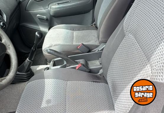 Camionetas - Toyota Hilux DX DC 4X2 2012 Diesel 333000Km - En Venta