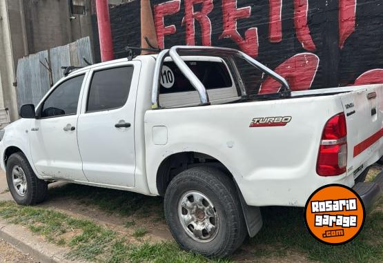 Camionetas - Toyota Hilux DX DC 4X2 2012 Diesel 333000Km - En Venta