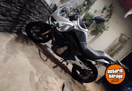 Motos - CF Mt 650 2024 Nafta 7000Km - En Venta