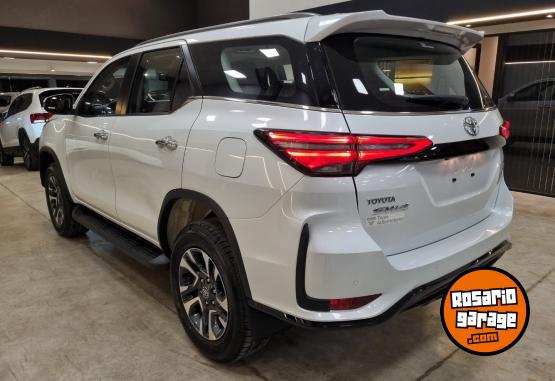 Camionetas - Toyota SW4 SRX 2.8L 4X4 AT 2025 Diesel 0Km - En Venta