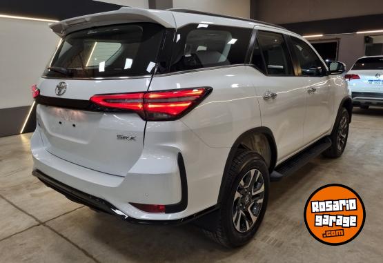 Camionetas - Toyota SW4 SRX 2.8L 4X4 AT 2025 Diesel 0Km - En Venta