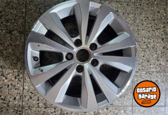 Accesorios para Autos - Llanta GOLF 16 - En Venta