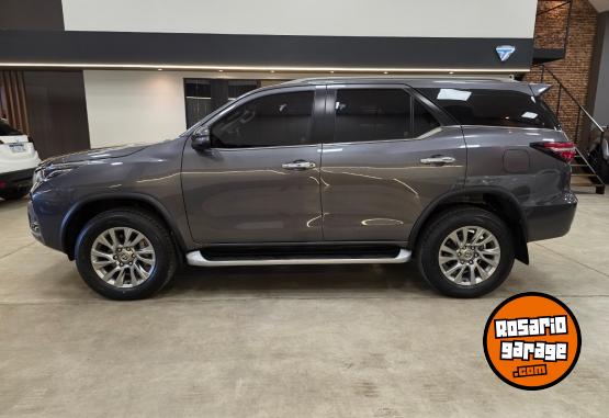 Camionetas - Toyota SW4 SRX 2.8L 4X4 AT 2022 2022 Diesel 85000Km - En Venta