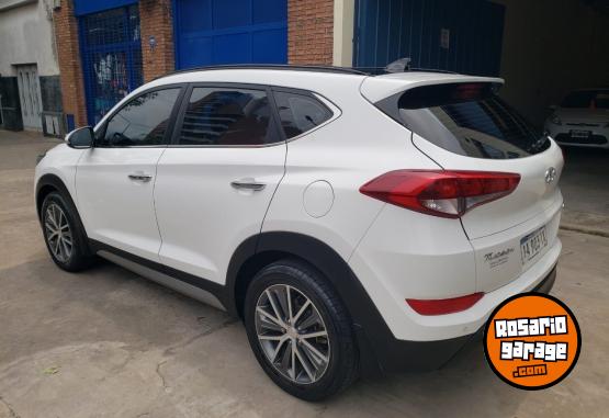 Camionetas - Hyundai TUCSON 4X4 PREMIUM L/16 2016 Nafta 180000Km - En Venta