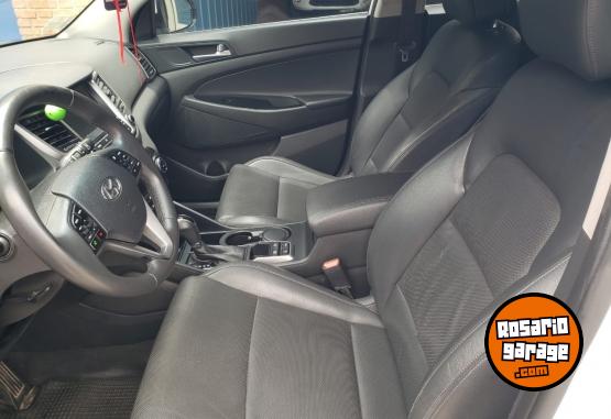 Camionetas - Hyundai TUCSON 4X4 PREMIUM L/16 2016 Nafta 180000Km - En Venta