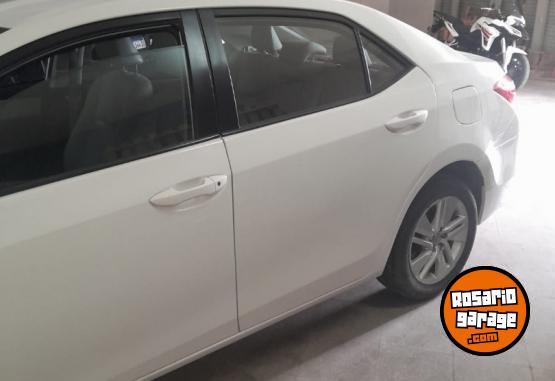 Autos - Toyota Corolla XEI 2016 Nafta 140000Km - En Venta