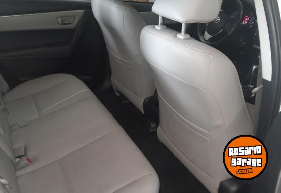 Autos - Toyota Corolla XEI 2016 Nafta 140000Km - En Venta