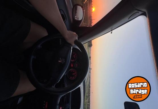 Autos - Peugeot 207 compact 2009 Diesel 239000Km - En Venta