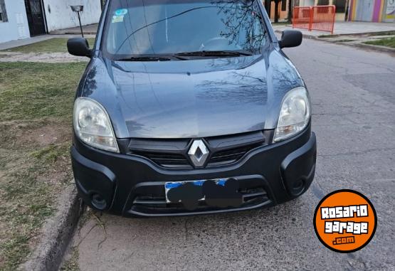 Utilitarios - Renault Kangoo 2016 GNC 162000Km - En Venta