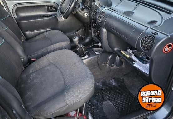 Utilitarios - Renault Kangoo 2016 GNC 162000Km - En Venta