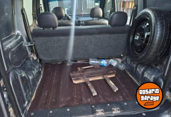 Utilitarios - Renault Kangoo 2016 GNC 162000Km - En Venta