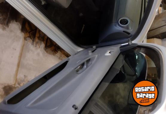 Utilitarios - Volkswagen Saveiro 2011 Nafta 111111Km - En Venta