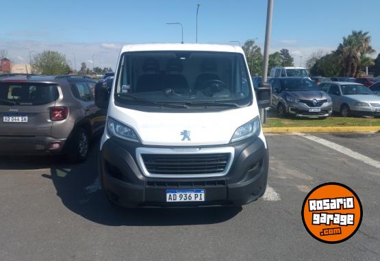 Utilitarios - Peugeot Boxer 2020 Diesel 130000Km - En Venta