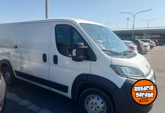 Utilitarios - Peugeot Boxer 2020 Diesel 130000Km - En Venta