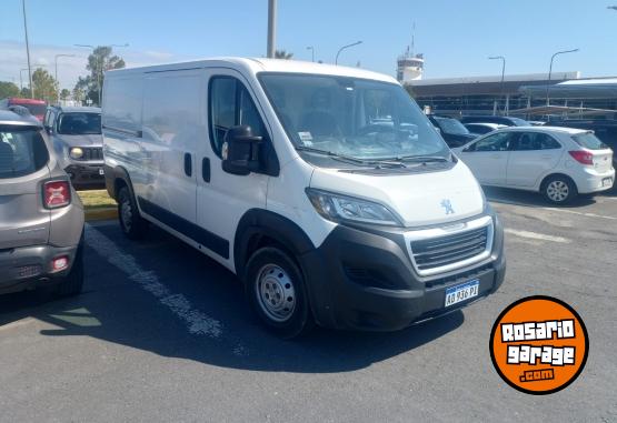 Utilitarios - Peugeot Boxer 2020 Diesel 130000Km - En Venta