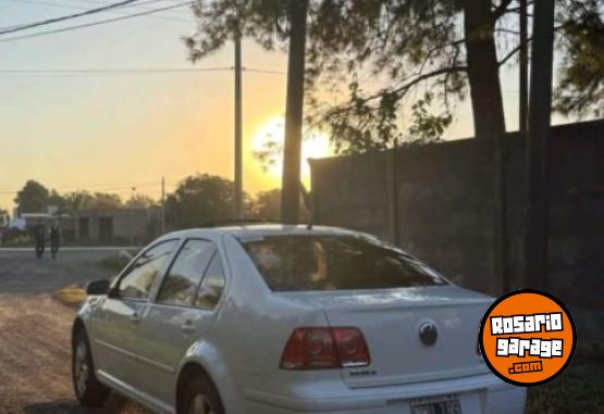 Autos - Volkswagen Bora 2014 GNC 250000Km - En Venta