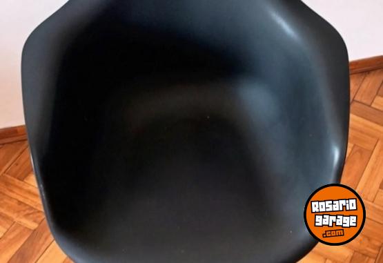 Hogar - SIllon EAMES NUEVO Z SUR - En Venta