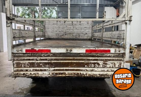 Camiones y Grúas - Ford 4000 - En Venta