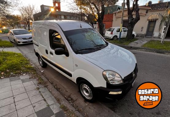 Utilitarios - Renault Kangoo 2016 Nafta 277000Km - En Venta