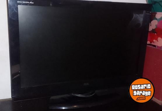 Informtica - Liquido Monitor tv  muy buen estado - En Venta