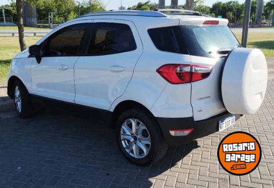 Camionetas - Ford Ecosport titanium AT 2.0 2016 Nafta 135000Km - En Venta