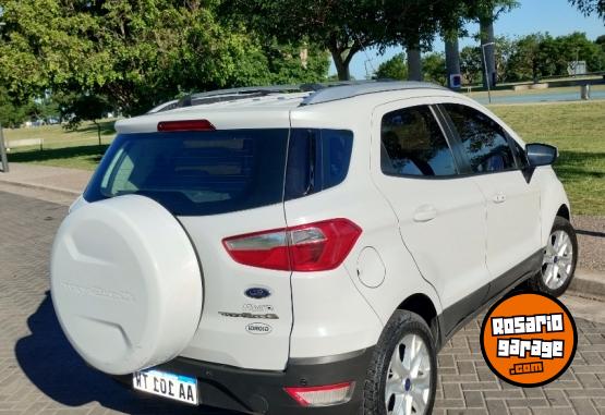 Camionetas - Ford Ecosport titanium AT 2.0 2016 Nafta 135000Km - En Venta