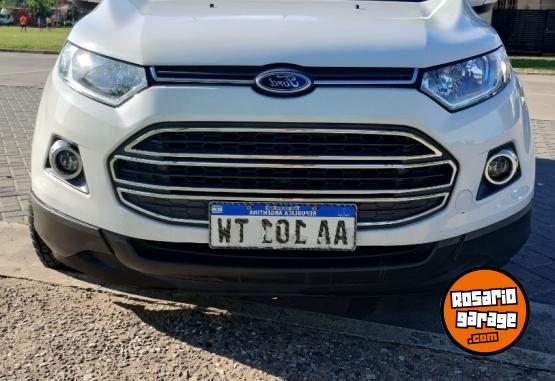 Camionetas - Ford Ecosport titanium AT 2.0 2016 Nafta 135000Km - En Venta