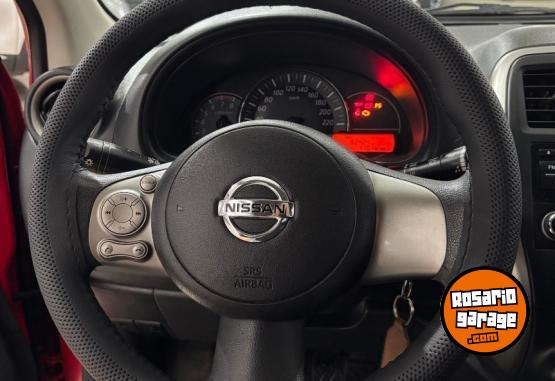 Autos - Nissan March 2016 Nafta 82000Km - En Venta